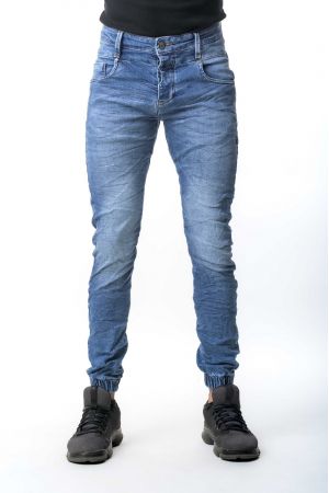 Profil 675 Ανδρικό Παντελόνι Jean Ελαστικό Με Ξέβαμμα Και Λάστιχο Κάτω Σε Στενή Γραμμή Ανοιχτό Μπλε